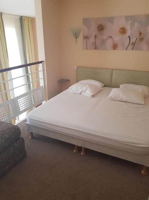 Appartement Residence Les Pieds Dans L'Eau Croisic Le Croisic Bagian luar foto